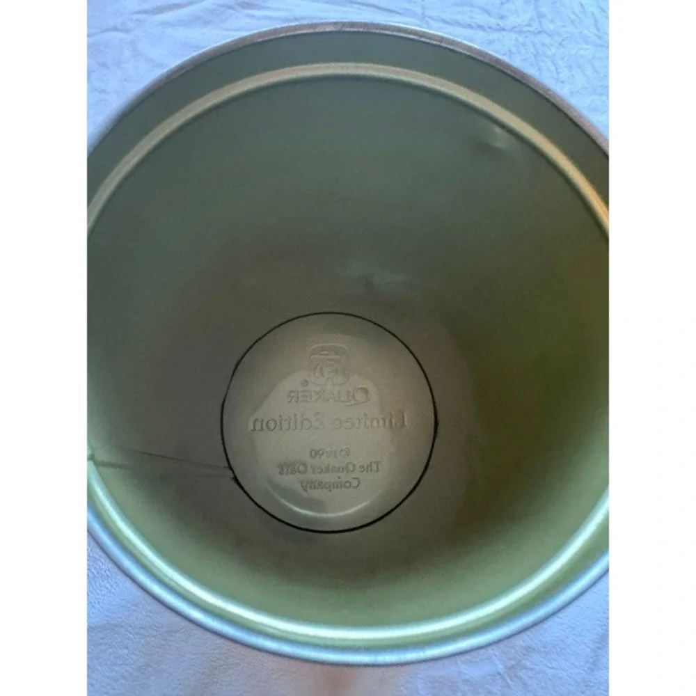 Vintage 1990 Quaker Oats Limited Edition Tin Canister Farmhouse Kitchen Decor